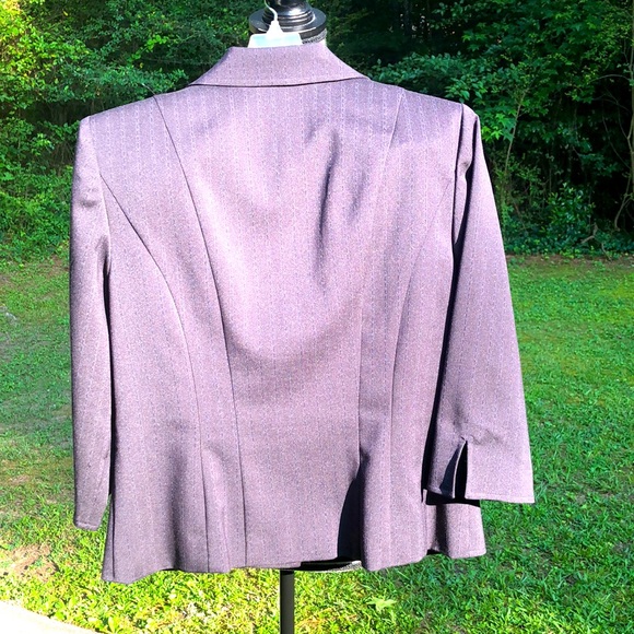 Career pantsuit - Picture 4 of 15